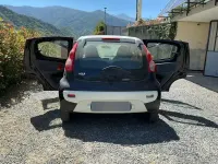 Usata Peugeot 107 68 CV (50 kW) 2008 Nero Utilitaria