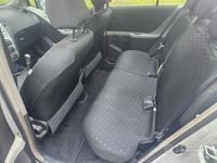 Usata Toyota Yaris 69 CV (50 kW) 2008 Grigio Utilitaria