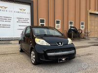 Usata Peugeot 107 68 CV (50 kW) 2010 Nero Utilitaria