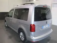 Usata VW Caddy 102 CV (75 kW) 2018 Argento Monovolume