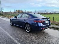 Usata Alfa Romeo Giulia 180 CV (132 kW) 2018 Blu Berlina