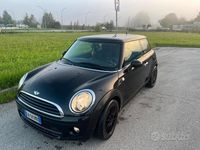 Usata Mini Cooper 109 CV (80 kW) 2009 Nero Utilitaria