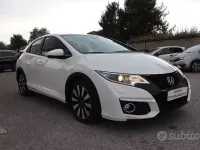 Usata Honda Civic Elegance 120 CV (88 kW) 2017 Bianco Berlina