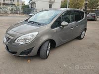 Usata Opel Meriva 95 CV (69 kW) 2011 Grigio Monovolume