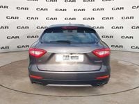 Usata Maserati Levante 275 CV (202 kW) 2017 Grigio SUV