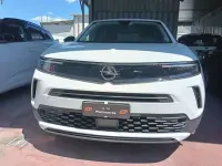 Usata Opel Mokka Elegance 131 CV (96 kW) 2023 Bianco SUV