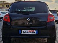 Gebraucht Renault Clio II Dynamique 85 PS (62 kW) 2008 Schwarz Limousine