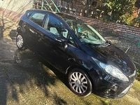 Usata Ford Fiesta 95 CV (69 kW) 2012 Utilitaria