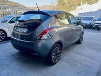 Usata Lancia Ypsilon Silver 69 CV (50 kW) 2023 Grigio Utilitaria