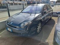 Usata Renault Laguna III 150 CV (110 kW) 2010 Grigio Berlina