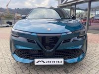 Nuova Alfa Romeo Junior Edizione Speciale 136 CV (100 kW) 2026 Blu navigli SUV