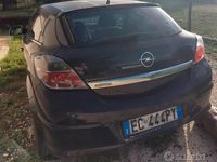 Usata Opel Astra GTC 110 CV (80 kW) 2010