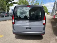 Nuova VW Caddy Maxi 102 CV (75 kW) 2026 Pure grey Monovolume