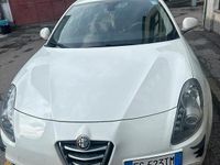 Usata Alfa Romeo Giulietta Distinctive 120 CV (88 kW) 2016 Bianco Berlina
