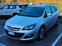 Gebraucht Opel Astra 110 PS (80 kW) 2013 Grau Kombi
