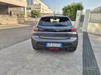 Usata Peugeot 208 Active 102 CV (75 kW) 2022 Grigio Utilitaria