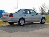 Usata Mercedes C200 192 CV (141 kW) 1997 Argento Berlina