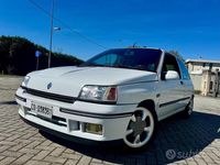 Usata Renault Clio 137 CV (100 kW) 1993 Utilitaria