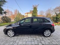 Usata Mercedes B180 Premium 109 CV (80 kW) 2014 Blu Monovolume