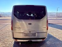 Usata Ford Tourneo Titanium 150 CV (110 kW) 2023 Grigio Monovolume
