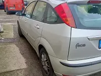 Usata Ford Focus Ghia 116 CV (85 kW) 2003 Grigio Utilitaria