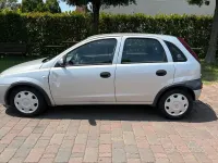 Usata Opel Corsa 65 CV (47 kW) 2002 Grigio Utilitaria