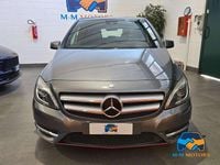 Usata Mercedes B200 Premium 136 CV (100 kW) 2012 Grigio Monovolume