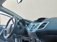 Second-hand Ford Fiesta 60 CP (44 kW) 2012 Alb Berlinǎ