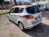 Begagnad Ford B-MAX 75 HK (55 kW) 2013 Minibuss