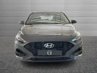 Nuova Hyundai i30 100 CV (73 kW) 2026 Ecotronic gray pearl Berlina