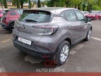 Nuova Renault Captur Evolution 101 CV (74 kW) 2025 Grigio SUV
