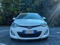Usata Hyundai i20 Edition 85 CV (62 kW) 2014 Bianco Utilitaria