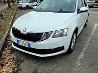 Usata Skoda Octavia Executive 116 CV (85 kW) 2020 Bianco Station wagon