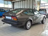 Usata Alfa Romeo Alfetta 158 CV (116 kW) 1982 Grigio Berlina