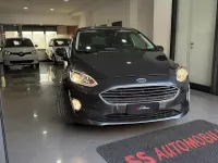 Usata Ford Fiesta 75 CV (55 kW) 2019 Grigio Utilitaria