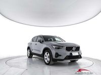 Usata Volvo XC40 Core 163 CV (119 kW) 2025 Grigio SUV