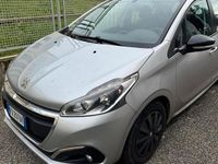 Usata Peugeot 208 75 CV (55 kW) 2016 Grigio Utilitaria