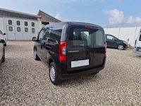 Usata Peugeot TePee Family 75 CV (55 kW) 2012 Nero Station wagon