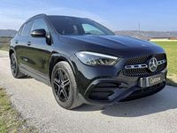 Käytetty Mercedes GLA180 AMG Line Premium 116 HP (85 kW) 2023 Musta Katumaasturi