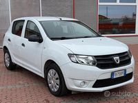 Usata Dacia Sandero Ambiance 75 CV (55 kW) 2015 Bianco Berlina
