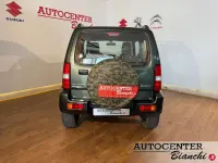 Usata Suzuki Jimny 86 CV (63 kW) 2018 Verde SUV
