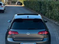 Usata VW Golf VII R 310 CV (228 kW) 2018 Grigio Utilitaria