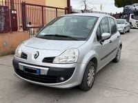 Usata Renault Modus Dynamique 74 CV (54 kW) 2008 Grigio Monovolume