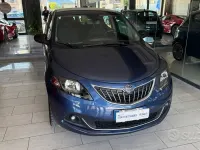 Usata Lancia Ypsilon Gold 69 CV (50 kW) 2022 Bluazzurro Utilitaria