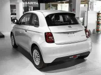 Nuova Fiat 500 Pop 65 CV (47 kW) 2026 Bluazzurro Berlina