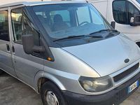 Usado Ford Transit 101 CV (74 kW) 2005 Plateado Van