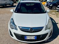 Usata Opel Corsa 85 CV (62 kW) 2013 Bianco Utilitaria