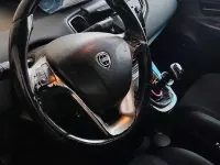 Usata Lancia Ypsilon 80 CV (58 kW) 2013 Nero Utilitaria