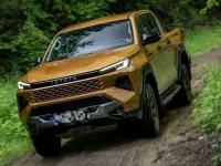 Nuova Toyota HiLux 204 CV (150 kW) 2026 Vari colori Pick-up