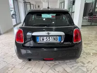 Usata Mini Cooper D 116 CV (85 kW) 2014 Nero Utilitaria